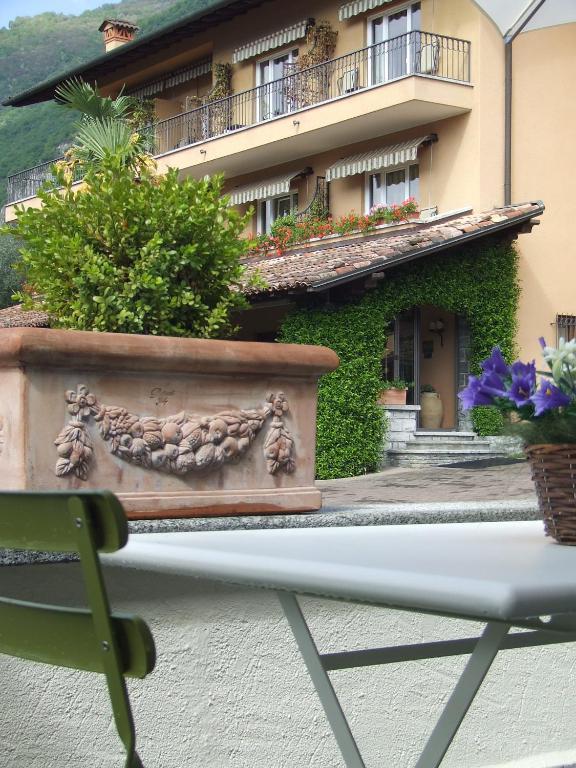 Villa Edy Apartments Tremezzina Room photo